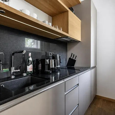 Apartment Stylish In Prague's Historic Centre