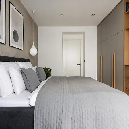 Apartment Stylish In Prague's Historic Centre *